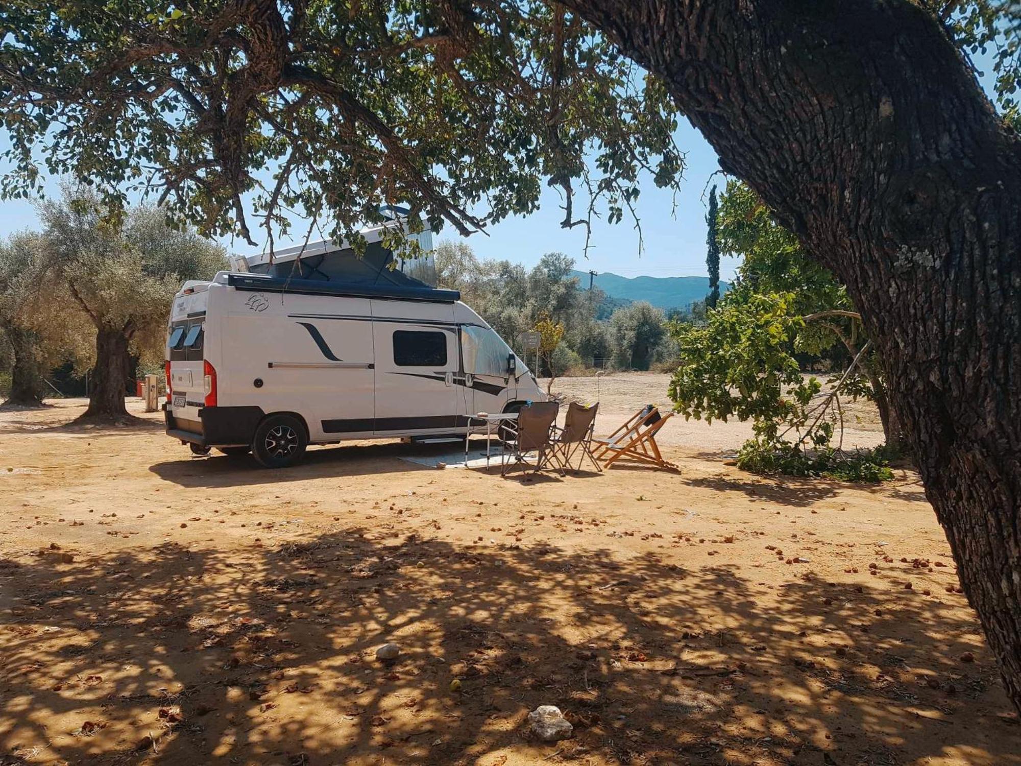 Nirikos Camping Spasmeni Vrisi Bagian luar foto