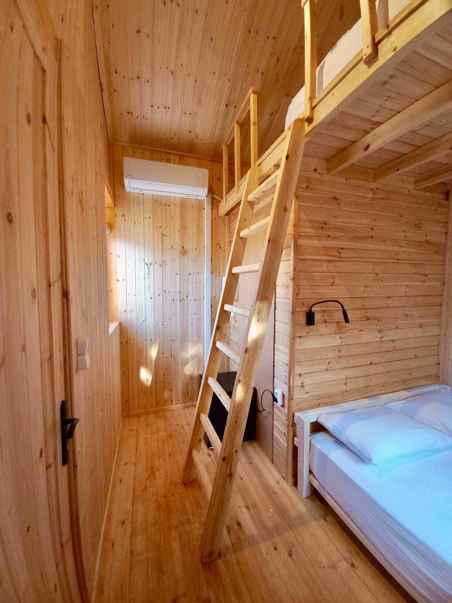 Nirikos Camping Spasmeni Vrisi Ruang foto