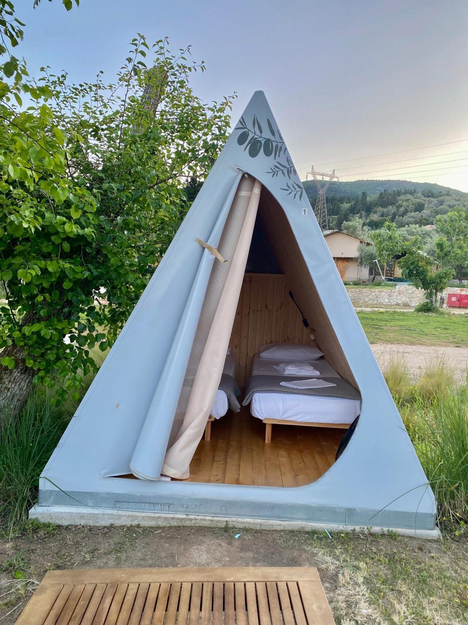 Nirikos Camping Spasmeni Vrisi Bagian luar foto