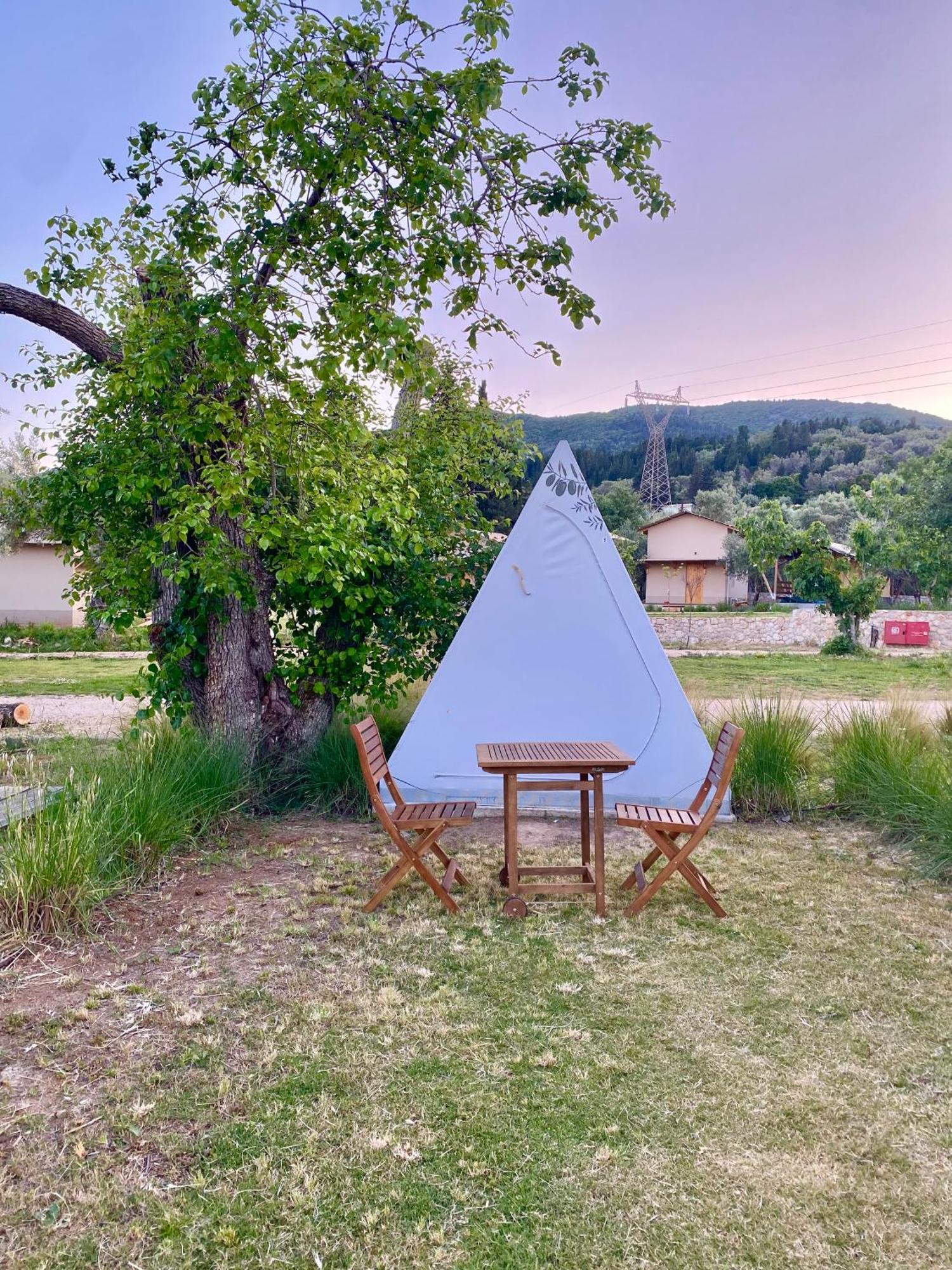 Nirikos Camping Spasmeni Vrisi Bagian luar foto