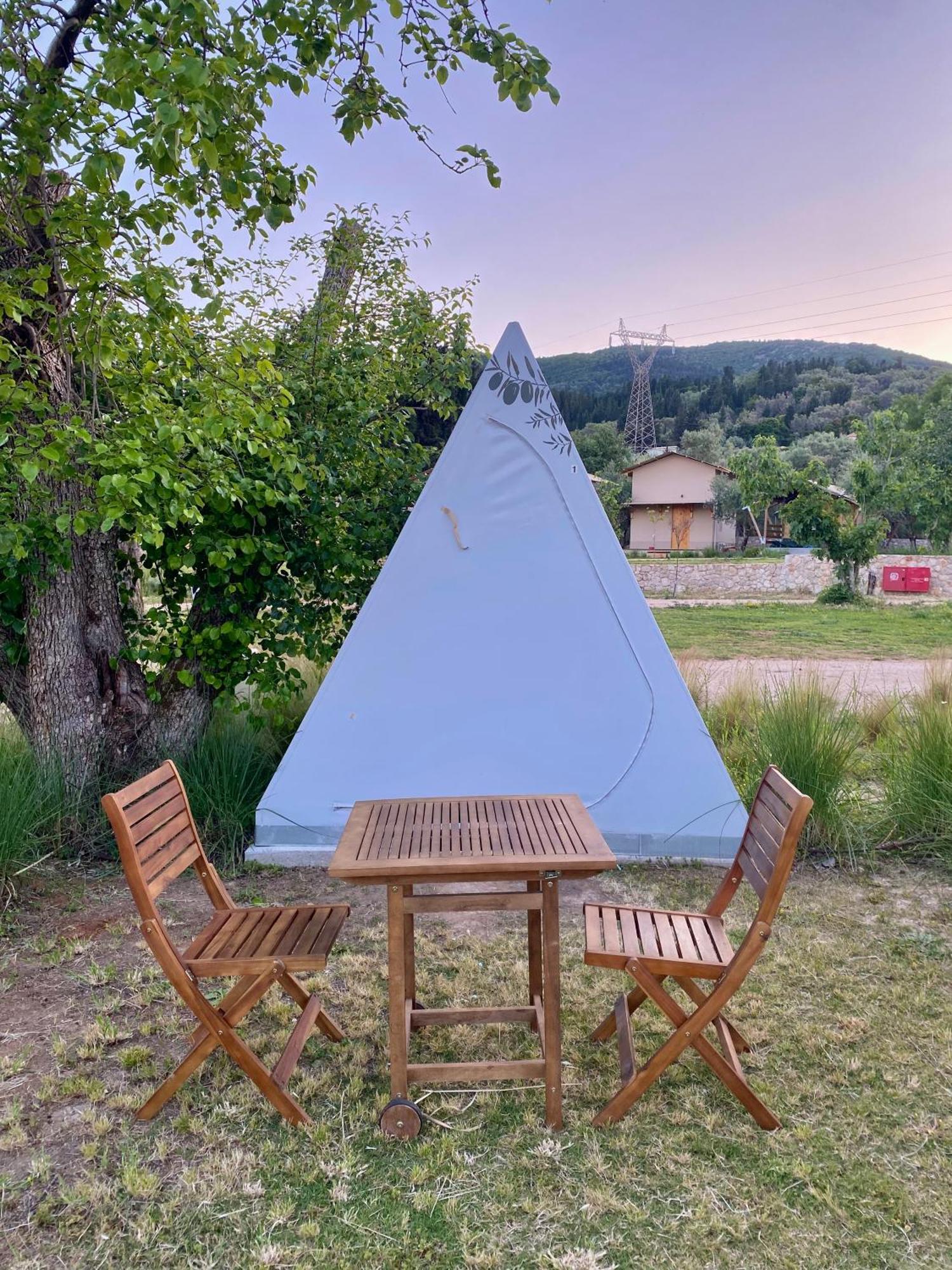 Nirikos Camping Spasmeni Vrisi Bagian luar foto
